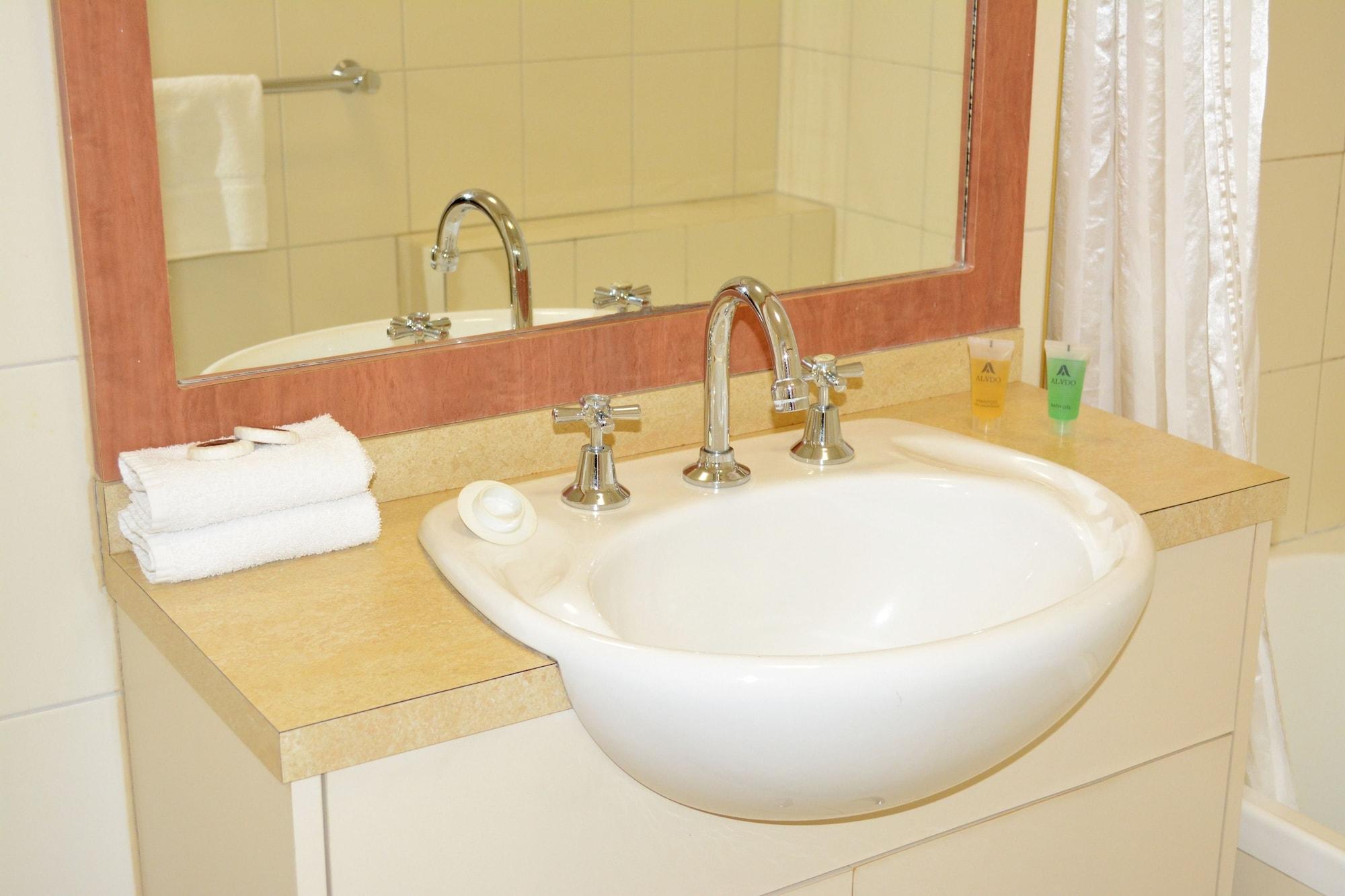 City Park Hotel Мельбурн Экстерьер фото