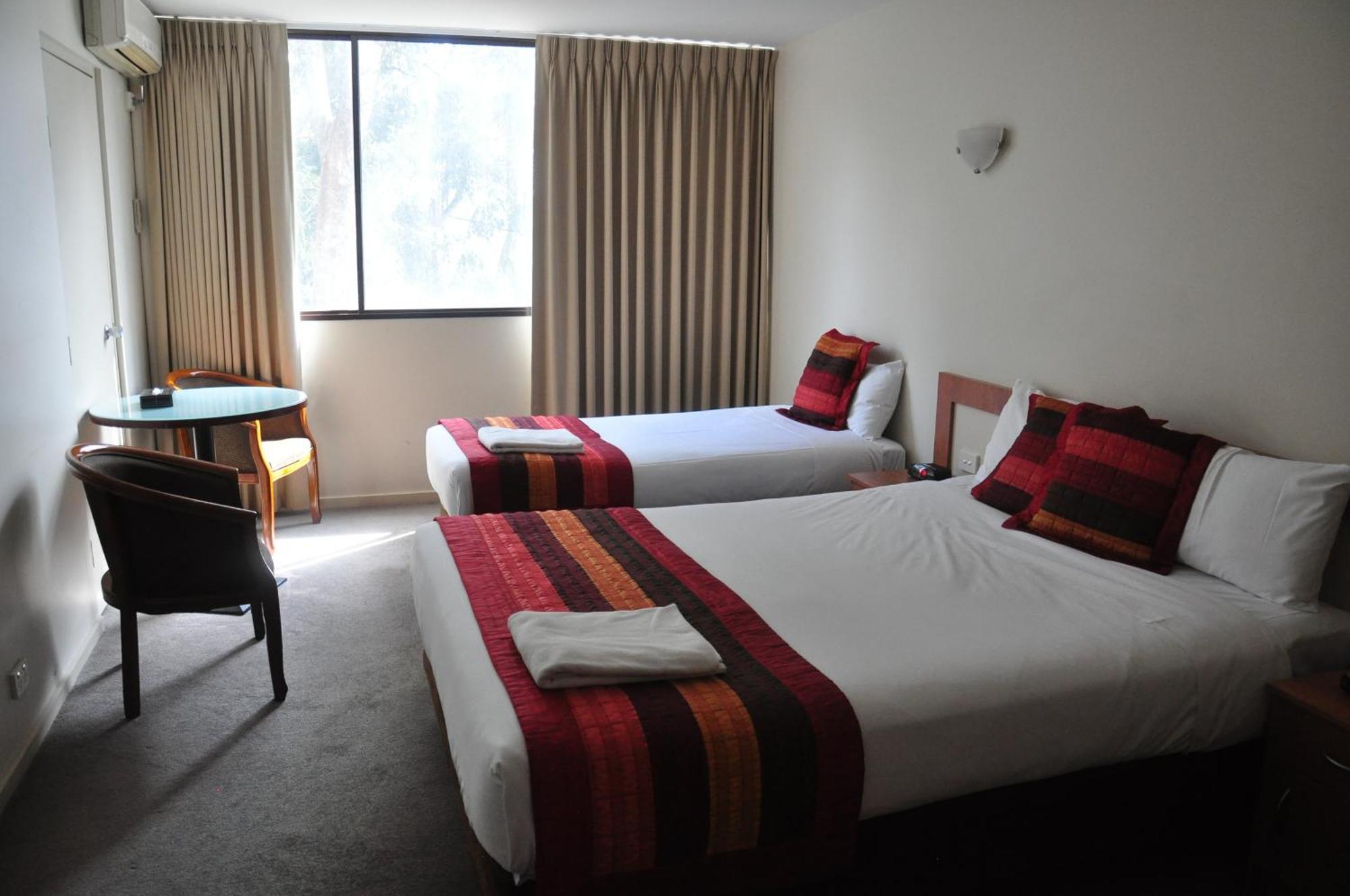 City Park Hotel Мельбурн Экстерьер фото